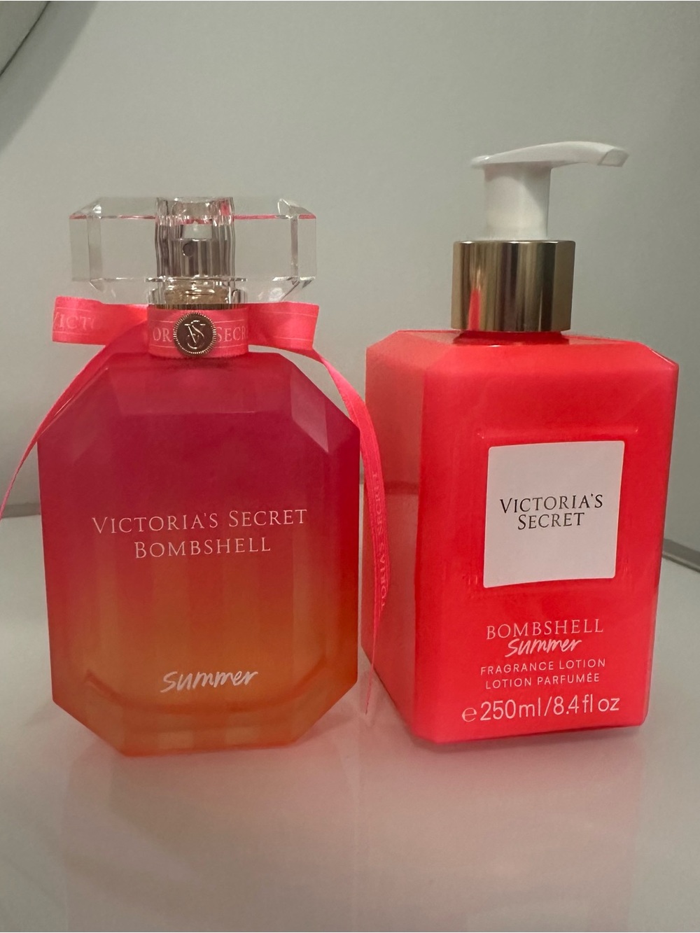 Victoria’s Secret Bombshell Summer 3.4 oz & matching lotion 8.4 oz